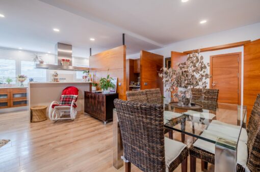 Dúplex en venta en Salt zona Veïnat
