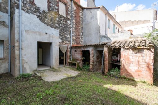 Casa de pueblo para reformar en Cassà de la Selva - Imagen 13