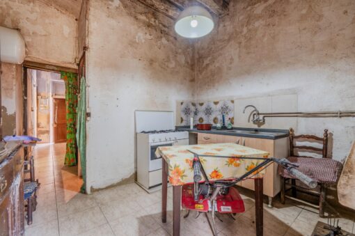Casa de pueblo para reformar en Cassà de la Selva - Imagen 10